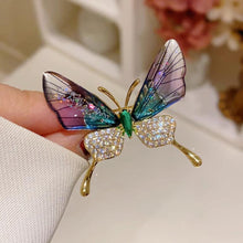 Load image into Gallery viewer, Fashion Flying Butterfly Brooch For Women Luxury Crystal Tassel Lapel Pins Animal Insect Brooches Beautiful Wedding Jewelry Lovely Accessories
