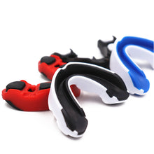 Load image into Gallery viewer, 1PC Boxing Free Boxing Two-Color Sport Mouth Guard Sport Mouth Guard Wear Resistant Shock-Proof Combat Training Tooth Guard
