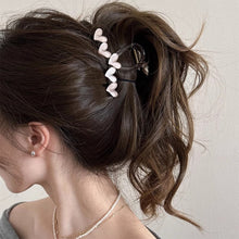 Load image into Gallery viewer, Small Heart-shaped Hair Clip for Women Acrylic Transparent Hair Claws Non-Slip Strong Holder Shark Hairpin Elegant Commuter Hair Accessories Ponytail Headdress
