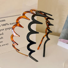 Load image into Gallery viewer, New Headband Hair Comb Zigzag Band Woman Man Anti-Slip Sharks Tooth Hair Hoop Make Up Styling Crown Headwear Gift Rescue Broken Hair Artifact
