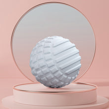Load image into Gallery viewer, Handheld Floating Point Fascia Ball Foot Massage Ball Muscle Relaxation Shoulder Neck Back Leg Massage Soothing Fascia Ball
