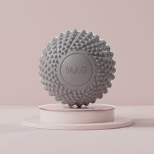 Load image into Gallery viewer, Handheld Fascia Ball Magnetic Therapy Acupoint Massage Muscle Relaxation Fascia Ball Shoulder Neck Back Leg Massage Soothing Fascia Ball
