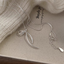 Load image into Gallery viewer, Minimalist Bow Necklace Female Fashion Niche Design Snake Bone Chain Female Birthday Gift Necklace Accessories
