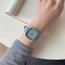 Load image into Gallery viewer, Small Dial Solid Color Square Dial Watch for Women Elegant Silicone Strap Watch Fashionable Campus Creative Style Watch

