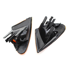 Load image into Gallery viewer, 1PC Car Turn Light Corner Marker Light Parking Lamp Trim For BMW 3 Series E46 98-01 320i 63136902765 63136902766
