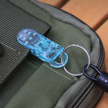 Load image into Gallery viewer, 5PCS Multi-Functional Plastic Duck Beak Clamp Strong Bite Crocodile Inverted Tooth Design Backpack Tent File Clamp
