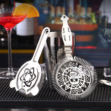 Load image into Gallery viewer, Rustproof Skull And Gear Wheel Bar Strainer Sprung Cocktail Strainer Stainless Steel Deluxe Strainer Bar Tools Professional Barware
