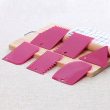 Load image into Gallery viewer, 6PCS/Set Pottery Plastic Scraper Tools Soft Clay Sculpture Carving Tool Professional Portable Carved Pottery Tool Sets DIY Polymer Clay Texture Scraper
