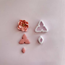 Load image into Gallery viewer, Flower Petal Clay Cutter Different Sizes Polymer Clay Mold DIY Unique Earrings Jewelry Decoration High-precision Pendant Making Tools
