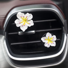 Load image into Gallery viewer, Car Interior Peach Flower Daisy Flower Perfume Clip Car Aromatherapy Air Conditioner Fresh Car Decoration Auto Aromatizante Para
