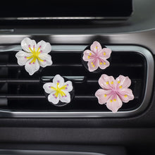 Load image into Gallery viewer, Car Interior Peach Flower Daisy Flower Perfume Clip Car Aromatherapy Air Conditioner Fresh Car Decoration Auto Aromatizante Para
