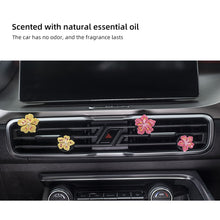 Load image into Gallery viewer, Car Interior Peach Flower Daisy Flower Perfume Clip Car Aromatherapy Air Conditioner Fresh Car Decoration Auto Aromatizante Para
