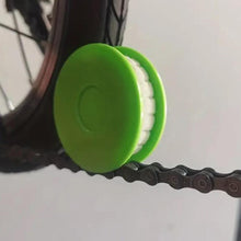 Load image into Gallery viewer, Portable Bicycle Chain Lubricator Bike Chains Oil Roller Cleaning Bicycle Maintenance Tool Bike Cycling Gear Roller Lubricant
