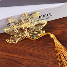Load image into Gallery viewer, 1pcs Student Chinese Style Stationery Retro Metal Bookmarks Hollow Ginkgo Biloba Maple Leaf Lotus Vein Book Marks Gifts
