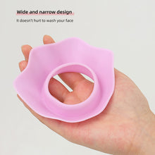 Load image into Gallery viewer, Silicone Waterproof Face Washing Wrist Strap Soft Comfortable Moisture Resistant Cuffs Splash Proof Wristband for Adults Children
