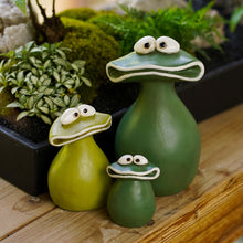 Load image into Gallery viewer, Creative Resin Crafts Outdoor Big Mouth Frog Garden Home DIY Cute Decoration Desktop Ornament
