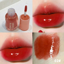 Load image into Gallery viewer, Red Mirror Lip Glaze Water Light Moisturizing Non-stick Cup Highly Pigmented Red Liquid Lipstick Lips Makeup Cosmetic
