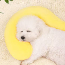 Load image into Gallery viewer, Pet Mat Pet Pillow Dog Question Mark U-shaped Pillow Four Seasons Universal Neck Pillow Sleeping Cat Small Pillow
