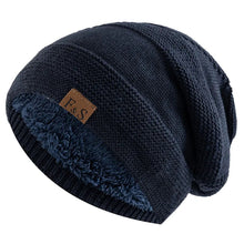 Load image into Gallery viewer, Winter Comfortable Warm Velvet Knitted Hat Casual Versatile Solid Color Knitted Hat Outdoor Windproof Warm Hat for Men
