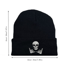 Load image into Gallery viewer, Skull-patterned Knitted Woolen Hat Autumn Winter Versatile Warm Knitted Hat Outdoor Leisure Warm Hat for Men Women
