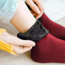 Load image into Gallery viewer, Fleece Thick Mid-tube Socks Soft Comfortable Cold Resistant Warm Floor Socks Snow Socks Autumn Winter Plush Warm Socks
