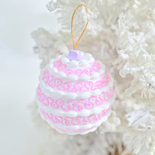 Load image into Gallery viewer, 3Pcs 8cm Foam Christmas Balls Pendant Colorful Christmas Macaron Hanging Balls Elegant Reusable Xmas Tree Hanging Ornament
