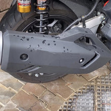Load image into Gallery viewer, Motorcycle Exhaust Muffler Pipe Heat Shield Protector Cover Protection for Honda pcx160
