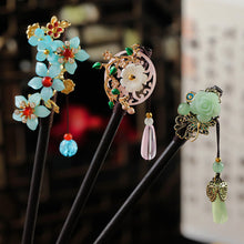 Load image into Gallery viewer, Tassel Hairpin Multiple Flower Shapes Wooden Updo Hair Clasp Retro Minimalist Temperamental Headwear Hair Accessory for Women

