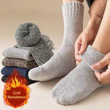 Load image into Gallery viewer, Men's Mid-tube Socks Autumn Winter Thickened Fleeced Warm Looped Stockings Comfortable Breathable Cold Resistant Socks
