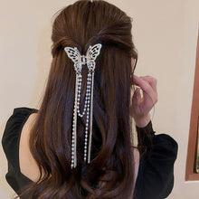 Load image into Gallery viewer, Rhinestone Butterfly Pearl Fringe Hairpin Fashionable Temperamental Alloy Hair Claw Clip Headwear Hair Accessory for Women
