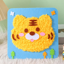 Load image into Gallery viewer, Non-Finished Cute DIY Wool Felt Kit Cartoon Animal Handcraft Needle Felting Kit for Needle Material Pack for Kids Beginner Gift

