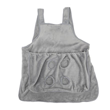 Load image into Gallery viewer, Pet Apron Carrier Cat Carrier 4 Holding Holes Anti-Scratch Hair Resistant Good Helpers for Cutting Pet Nails
