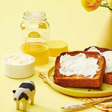 Load image into Gallery viewer, Homemade Butter Machine Kitchen Utensils Cups Ginger Yellow Hand Whipped Butter Built-in Filter To Filter Out Buttermilk
