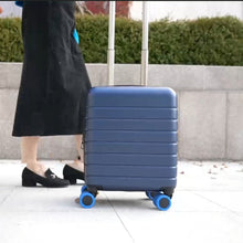 Load image into Gallery viewer, 4pcs/set Caster Shoes Luggage Noise Reduction Casters Silicone Wheel Protector Luggage Compartment Wheel Protect Silicone Silent Casters Covers
