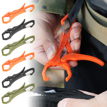 Load image into Gallery viewer, 1PC Portable Lure Carry-On Clamp Fish Mouth Clip Large Opening Design Outdoor Multi-Functional Keychain Glove Clip
