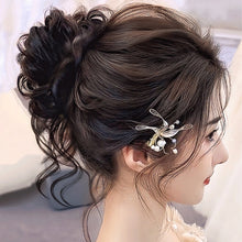 Load image into Gallery viewer, High Temperature Messy Chicken Tail Long Beard Curly Hair Fluffy Bride Curly Hair Flower Bud Female Wig
