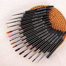 Load image into Gallery viewer, Nail Art Liner French Stripe Brush Soft Nail Art Metal Penholder Gel Brushes Painting Drawing Manicure Pen Tools
