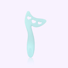 Load image into Gallery viewer, Multifunctional Silicone Eye Makeup Aid Convenient Eyeliner Mascara Baffle Auxiliary Tool Portable Washable Beauty Makeup Tool
