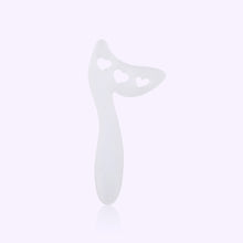 Load image into Gallery viewer, Multifunctional Silicone Eye Makeup Aid Convenient Eyeliner Mascara Baffle Auxiliary Tool Portable Washable Beauty Makeup Tool
