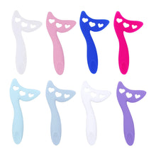 Load image into Gallery viewer, Multifunctional Silicone Eye Makeup Aid Convenient Eyeliner Mascara Baffle Auxiliary Tool Portable Washable Beauty Makeup Tool
