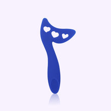 Load image into Gallery viewer, Multifunctional Silicone Eye Makeup Aid Convenient Eyeliner Mascara Baffle Auxiliary Tool Portable Washable Beauty Makeup Tool

