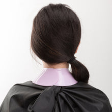 Load image into Gallery viewer, Silicone Neck Protection Shawl Hair Cutting Dyeing Neck Cape Washable Self-adhesive Soft Silicone Pad Hair Styling Tool
