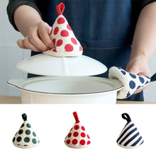 Load image into Gallery viewer, Triangular Pot Lid Cap Multifunctional Insulated Gloves Durable Convenient Cotton Handle Cover Household Kitchen Supplies
