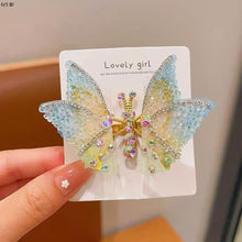 Load image into Gallery viewer, Three-dimensional Rhinestone Butterfly Hairpin Multicoloured Moving Wings Hair Clip Headwear Hair Accessories for Children
