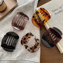 Load image into Gallery viewer, Retro Tortoiseshell Updo Hair Clip Elegant Simple Non-slip Hairpin Hair Claw Clip Headwear Hair Accessory for Women
