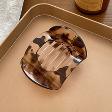 Load image into Gallery viewer, Retro Tortoiseshell Updo Hair Clip Elegant Simple Non-slip Hairpin Hair Claw Clip Headwear Hair Accessory for Women
