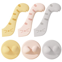 Load image into Gallery viewer, Pet Cat Canned Food Spoon Soft Multifunctional Portable Can Opener Feeding Spoon Wet Food Can Spoon Can Lid Pet Feeding Tool
