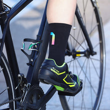 Load image into Gallery viewer, 1Pair Figure Dazzling Reflection Riding Socks For 39-46 Yard Road Bike Wmoisture Absorption And Sweat Releasing Riding Netherstock
