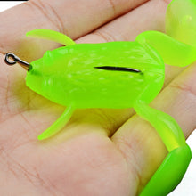 Load image into Gallery viewer, 1PC Lure Topwater Kicking Frog Simulation TPE Frog Bait Long Cast Surface Black Pit Wild Fishing Fake Bait
