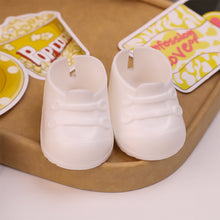 Load image into Gallery viewer, Standing 20cm Cotton Doll with Chubby Body Changing Into Shoes Plush Toys Dolls Boots Accessories
